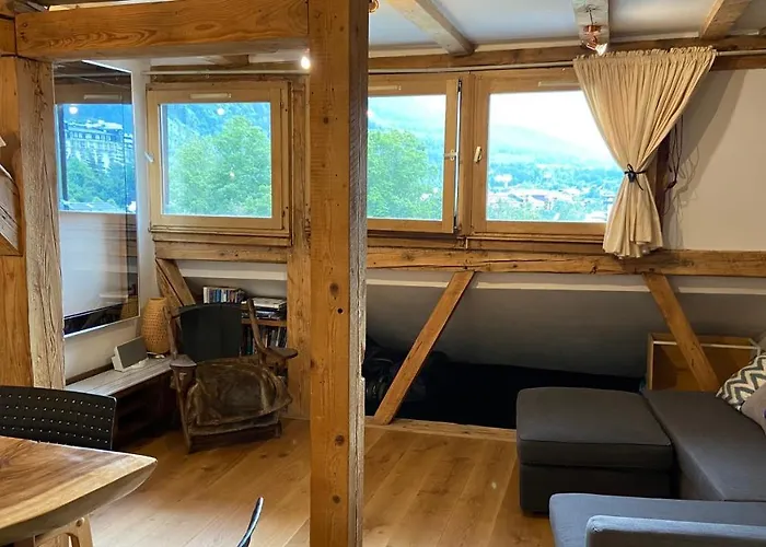 Beautiful Apartment In Chamonix Centre With Superb Mountain Views